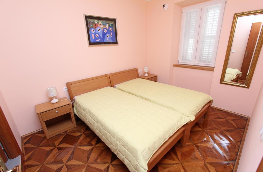 Apartments Casa Menis Rovinj Zimmer foto