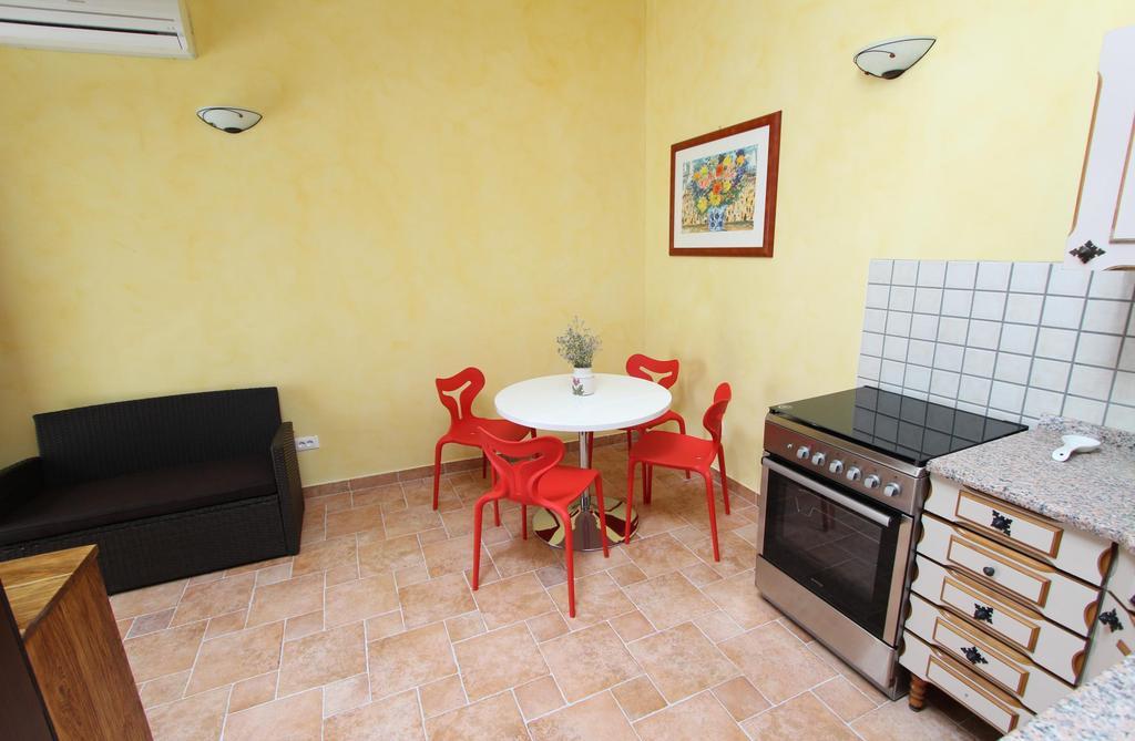 Apartments Casa Menis Rovinj Zimmer foto