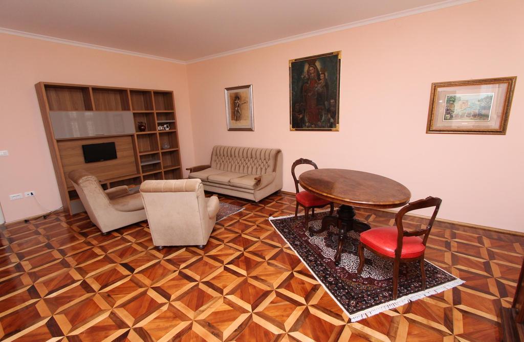 Apartments Casa Menis Rovinj Zimmer foto